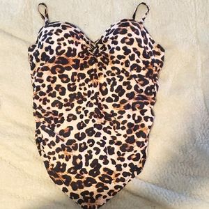 Leopard swimsuit